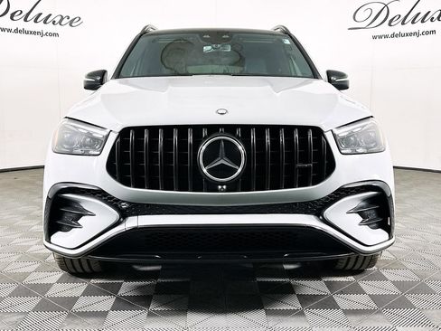 Used 2024 Mercedes-Benz GLE 53 AMG 4MATIC image 2