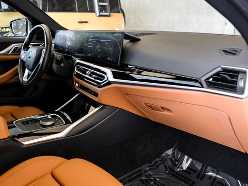 Used 2023 BMW i4 eDrive35 w/ Premium Package RWD image 12