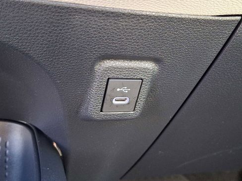 Used 2024 Toyota Corolla LE image 24