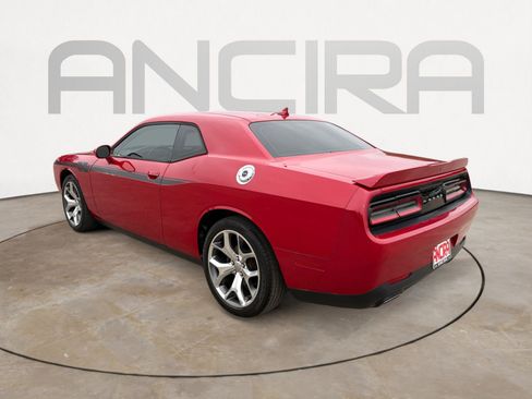 Used 2015 Dodge Challenger SXT Plus RWD image 9