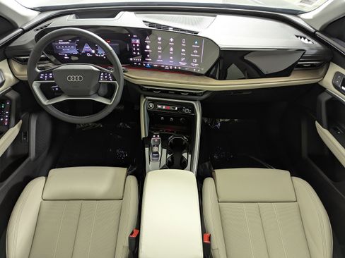 New 2025 Audi Q5 Premium Plus image 10