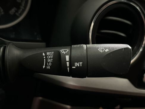 Used 2020 Toyota Tacoma SR5 image 25