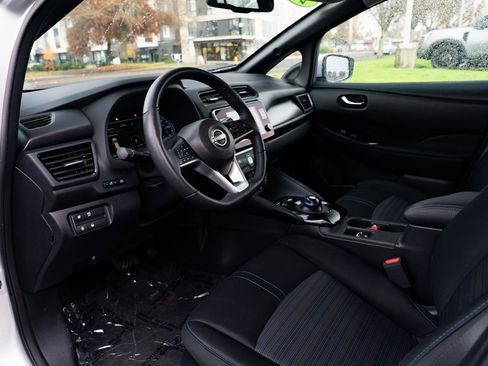 Used 2023 Nissan Leaf SV Plus image 20