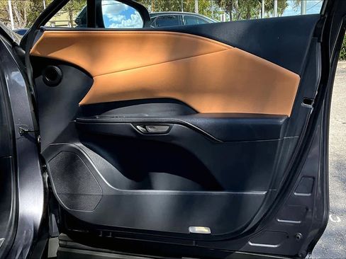 Used 2025 Lexus RX 350 Premium w/ Accessory Package (Z1) image 27