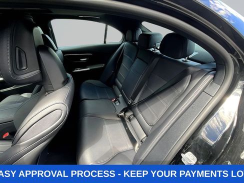 Used 2025 Mercedes-Benz C 300 Sedan image 26