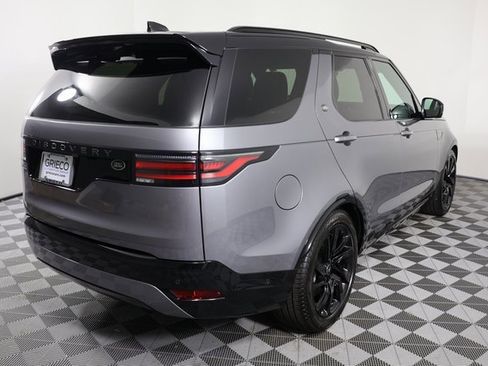 Used 2023 Land Rover Discovery S R-Dynamic image 8