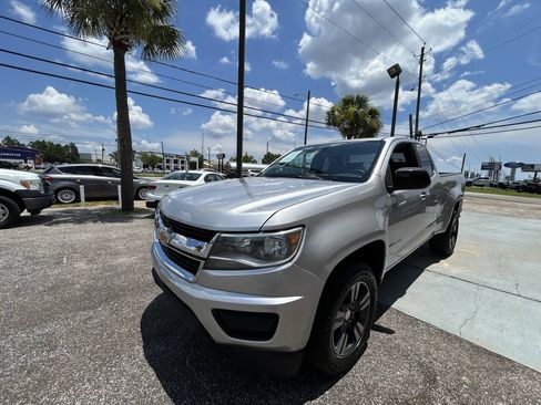 Used 2017 Chevrolet Colorado W/T w/ Custom Special Edition RWD image 2