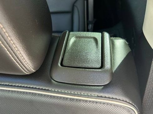 Used 2021 GMC Acadia Denali w/ Denali Technology Package FWD image 57