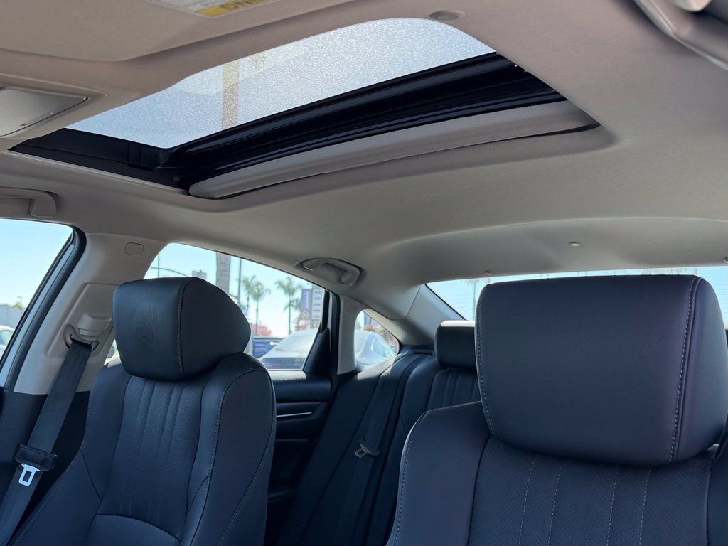 Used 2018 Honda Accord EX-L image 18