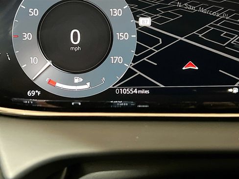 Used 2024 Land Rover Range Rover Evoque Dynamic SE image 8