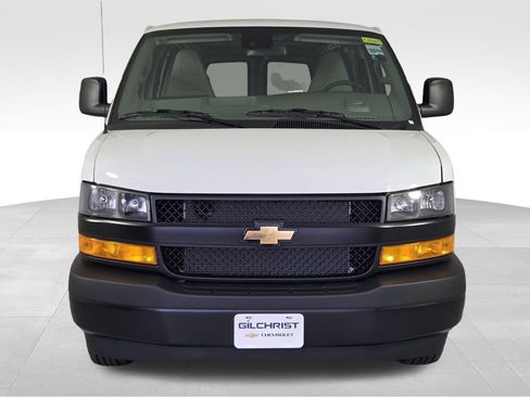 New 2026 Chevrolet Express 2500 w/ Communications Package RWD image 2