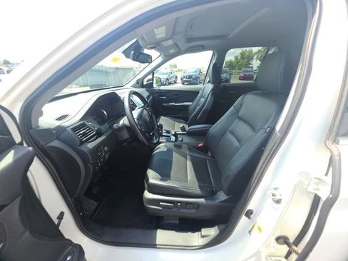 Used 2019 Honda Ridgeline RTL-E image 16