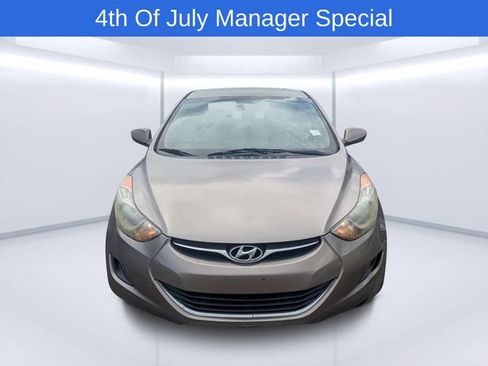 Used 2011 Hyundai Elantra GLS FWD image 8