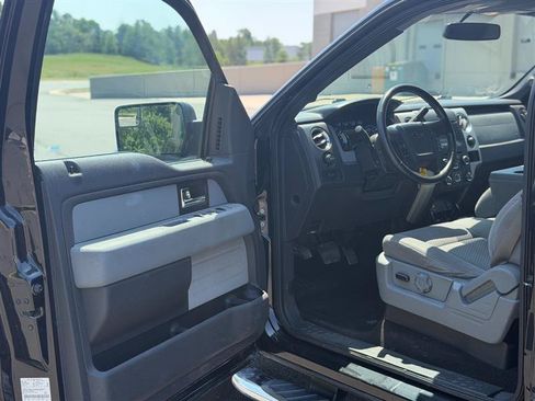 Used 2013 Ford F150 XLT w/ XLT Chrome Pkg AWD/4WD image 12