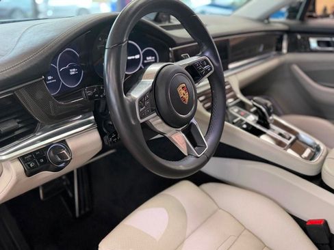 Used 2017 Porsche Panamera 4S w/ Premium Package Plus AWD/4WD image 19