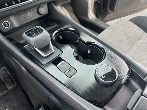 Used 2023 Nissan Rogue SV image 18