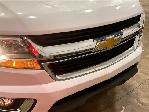 Used 2019 Chevrolet Colorado W/T image 19