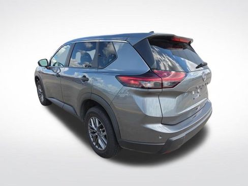 Used 2024 Nissan Rogue S AWD/4WD image 6