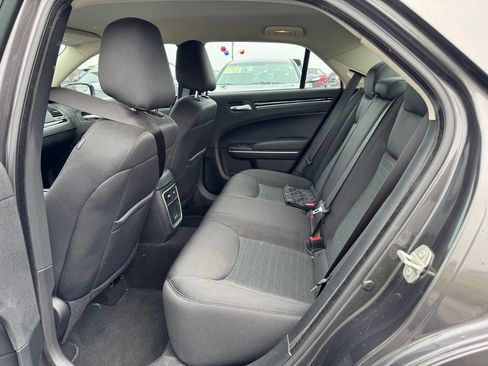 Used 2023 Chrysler 300 Touring w/ Sport Appearance Package RWD image 12