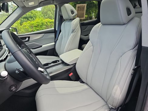 Certified 2026 Acura MDX FWD w/ Technology Package image 15