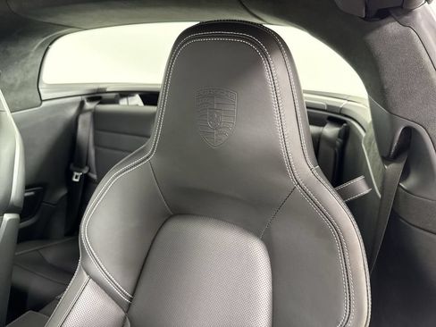 Certified 2023 Porsche 911 Targa 4S AWD/4WD image 39