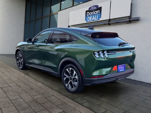 Certified 2025 Ford Mustang Mach-E Select w/ Comfort Package Lite image 5