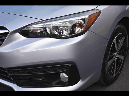Used 2021 Subaru Impreza Premium image 42