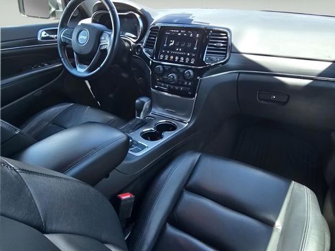 Used 2019 Jeep Grand Cherokee Limited w/ Trailer Tow Group IV AWD/4WD image 13