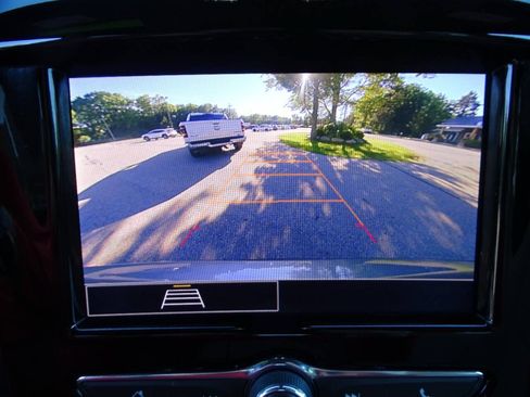 Used 2023 Chevrolet Traverse AWD LS w/ Safety Package image 26
