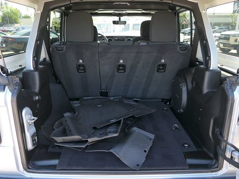 Used 2023 Jeep Wrangler Unlimited Sport AWD/4WD image 21