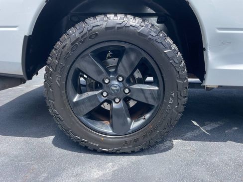 Used 2018 RAM 1500 Express w/ Express Value Package RWD image 22