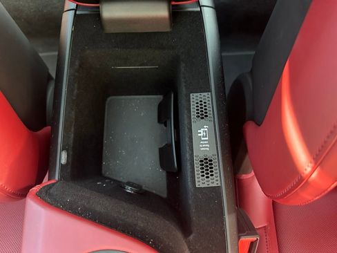 Certified 2023 Porsche Taycan GTS image 28