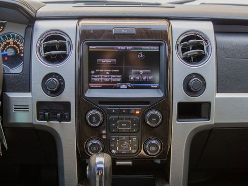 Used 2014 Ford F150 Platinum image 26