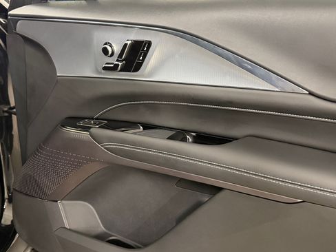 Used 2024 Cadillac Lyriq Tech RWD image 45