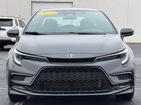 Certified 2024 Toyota Corolla SE image 9