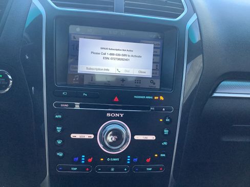 Used 2017 Ford Explorer Sport AWD/4WD image 23