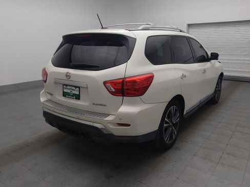 Used 2017 Nissan Pathfinder Platinum FWD image 9