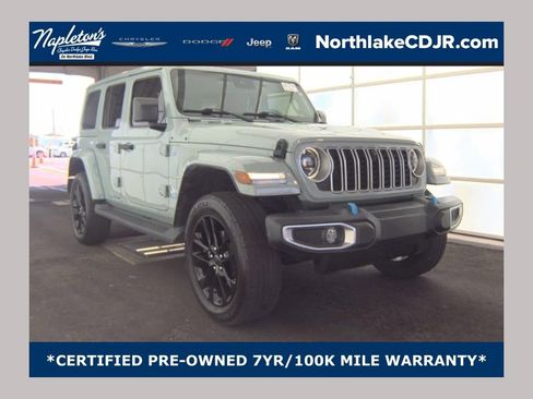 Used 2024 Jeep Wrangler Unlimited Sahara w/ Technology Group AWD/4WD image 1