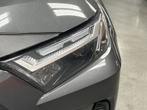 Used 2023 Toyota RAV4 LE FWD image 5