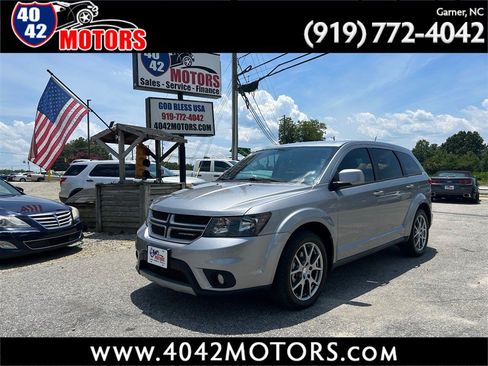 Used 2017 Dodge Journey GT FWD image 1