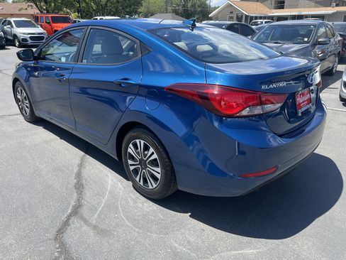 Used 2016 Hyundai Elantra SE FWD image 7