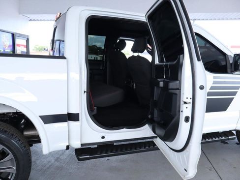 Used 2018 Ford F150 XLT w/ Equipment Group 302A Luxury AWD/4WD image 35