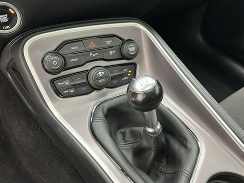 Used 2022 Dodge Challenger R/T w/ Blacktop Package RWD image 17