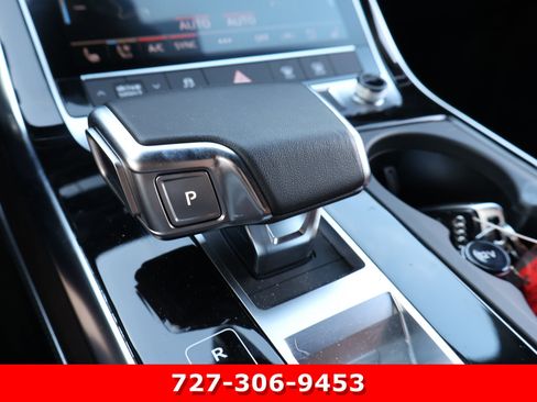 Used 2023 Audi Q8 Premium Plus image 27