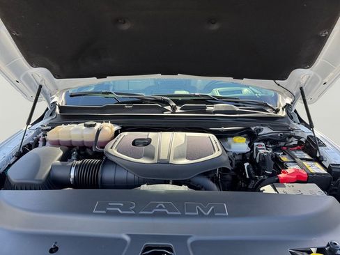 Used 2025 RAM 1500 Tungsten image 9