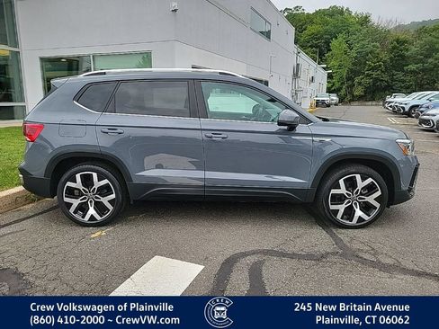 Certified 2023 Volkswagen Taos SEL AWD/4WD image 33