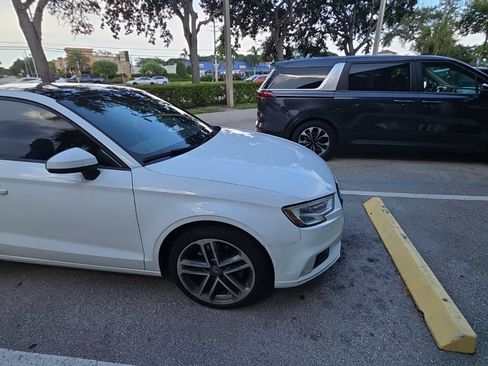 Used 2017 Audi A3 2.0T Premium w/ Convenience Package AWD/4WD image 2