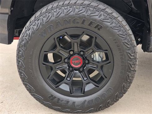 Used 2025 Toyota Tacoma TRD Pro image 8