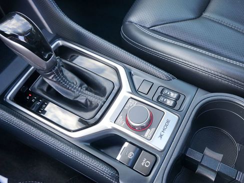 Used 2020 Subaru Forester Limited image 15