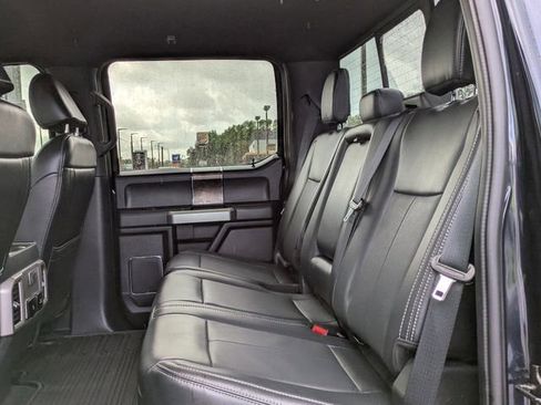 Used 2022 Ford F250 Lariat image 14